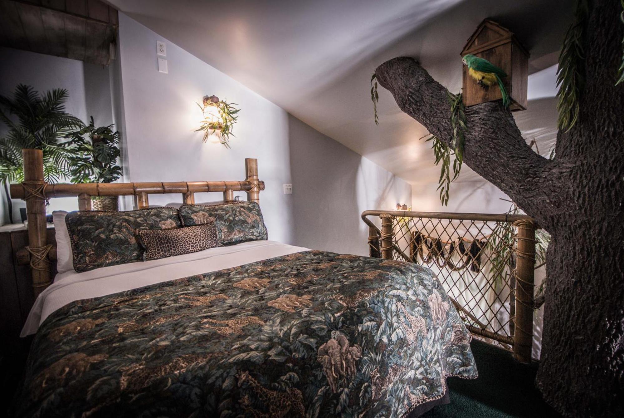 The Anniversary Inn - Логан Экстерьер фото